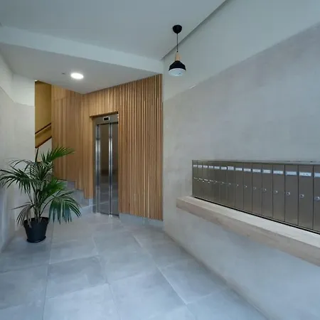 Central Comfort Apartment *